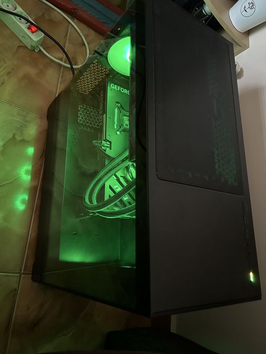 Геймърски компютър / AM5 7600x / MSI 4070 / X670E / 1TB SSD