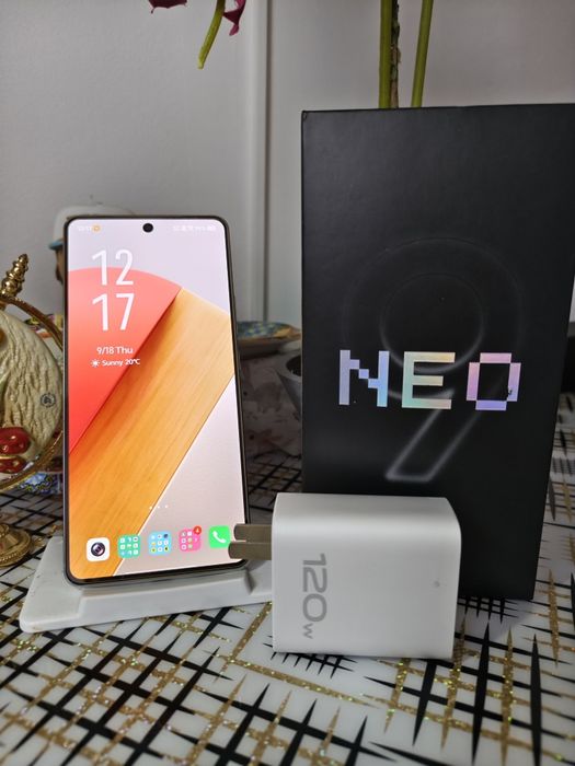 Vivo IQOO Neo9S PRO full, în stare foarte bună estetică și funcțională