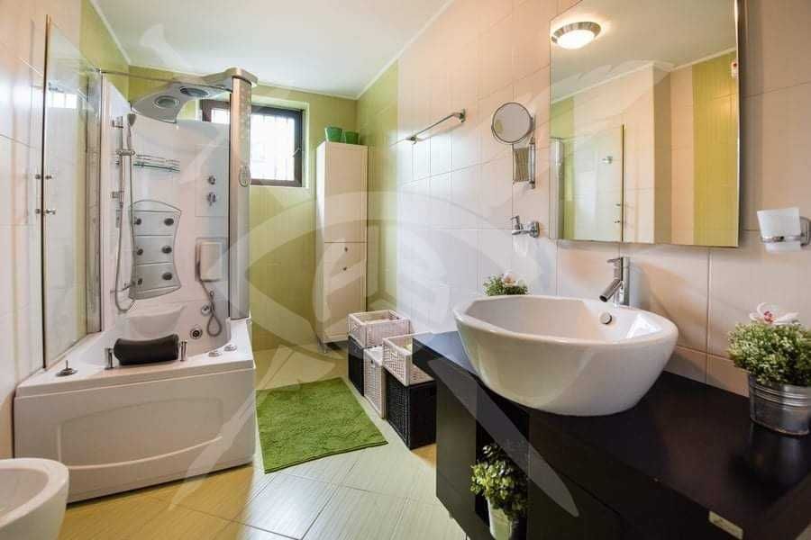 Дава се под наем Тристаен апартамент в Варна, Бриз - 120 кв.м за 575 € - Снимка #8