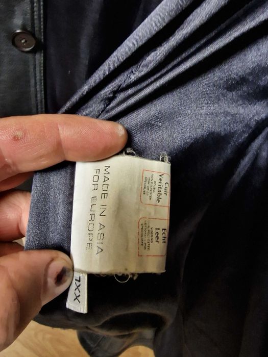 Vand haina piele deosebita.