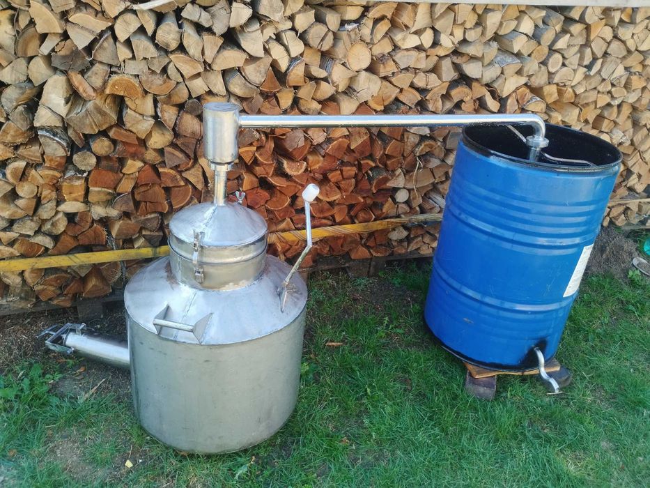Vând cazan de țuică de 130litri.