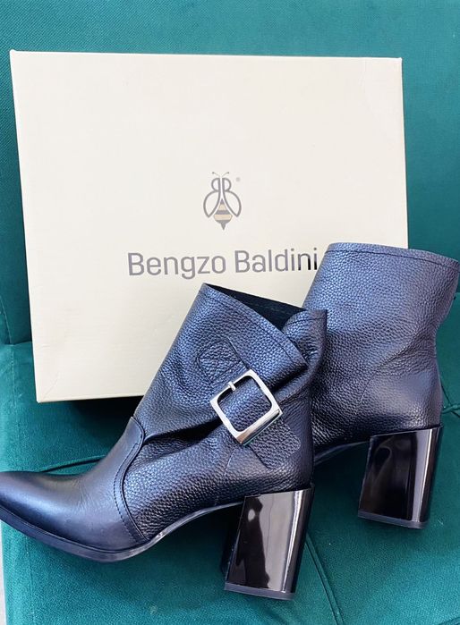 Женские демисезонные полусапожки