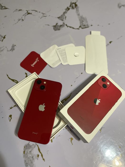 Продам Айфон 13 в идеальном состояние