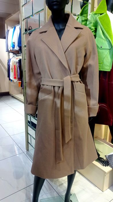 Верхняя одежда пальто