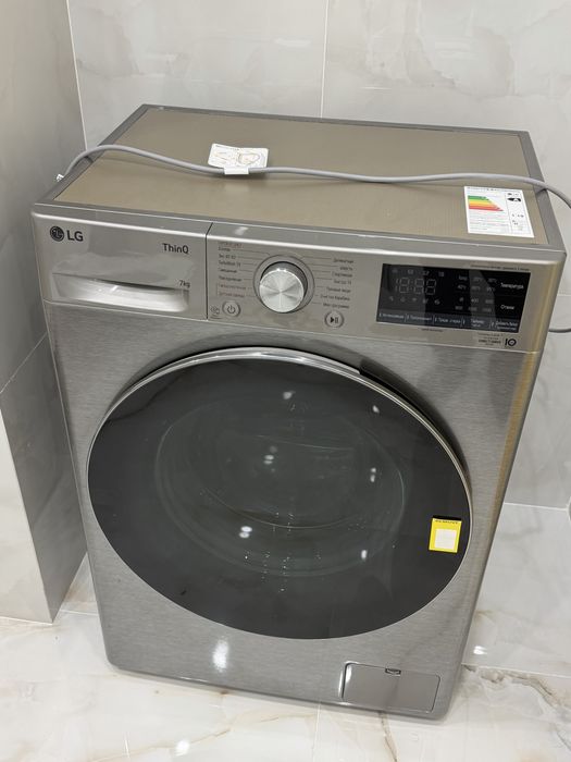 Продам стерпльную машину LG