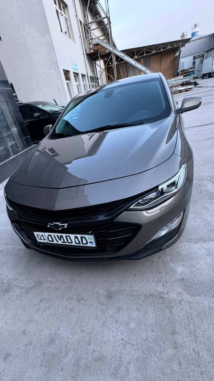 Malibu primer 2021 yil 31.000 km yurigan
