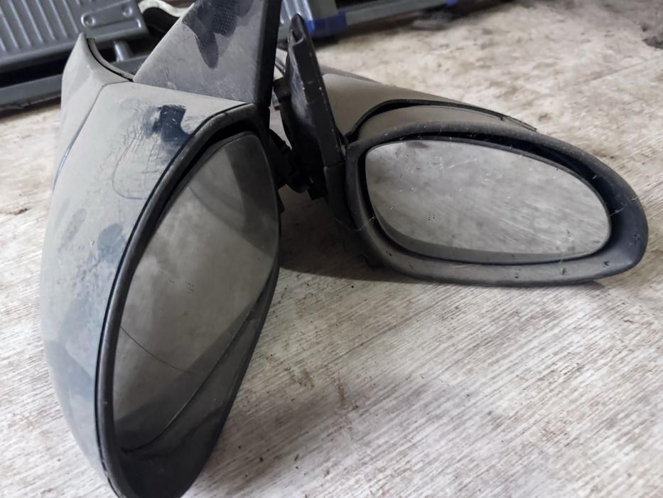 Продам зеркала опель вектра б
