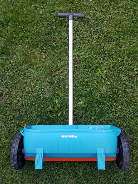 Dispozitiv de împrăştiere Gardena 430