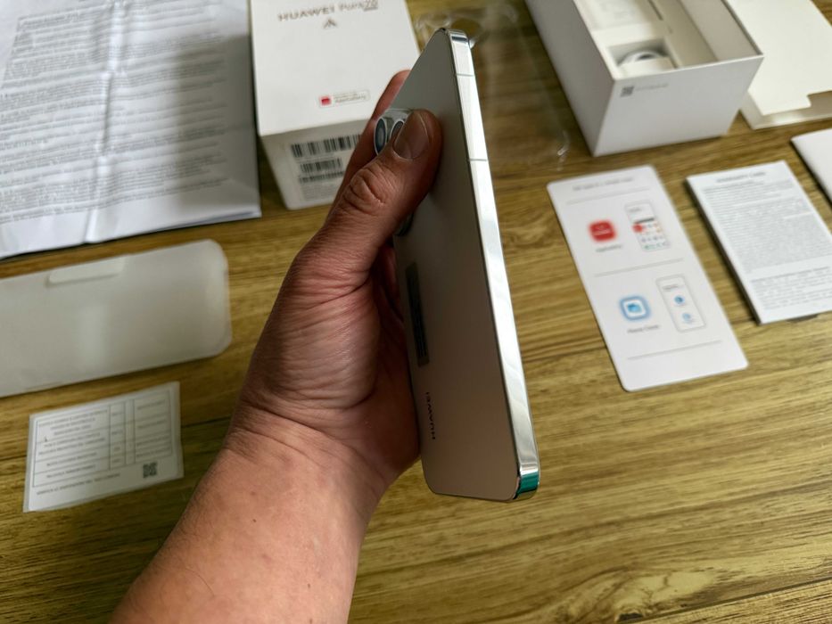 НОВ! Huawei Pura 70 White/12GB 256GB/Гаранция/Full Pack