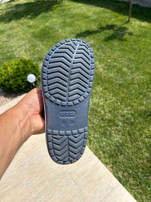 slapi crocs albastrii