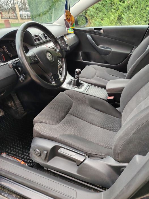 Vând Vw Passat b6
