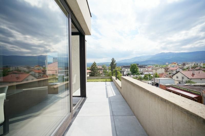 Дава се под наем Двустаен апартамент в София, Горубляне - 159 кв.м за 1000 € - Снимка #9