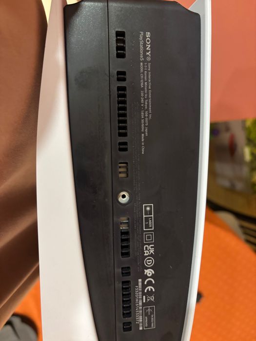 Продавам PSP 5 1 терабайт