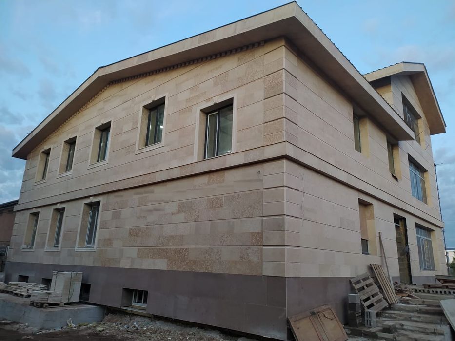 Монтаж фасадных работ, травертин , ФЦП