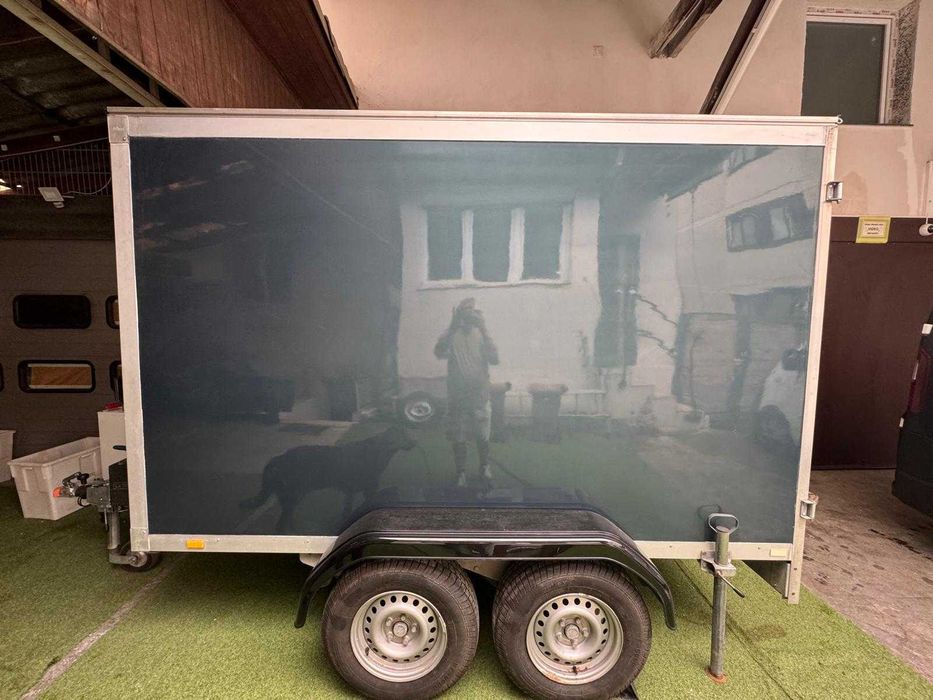 Vând remorca carosata