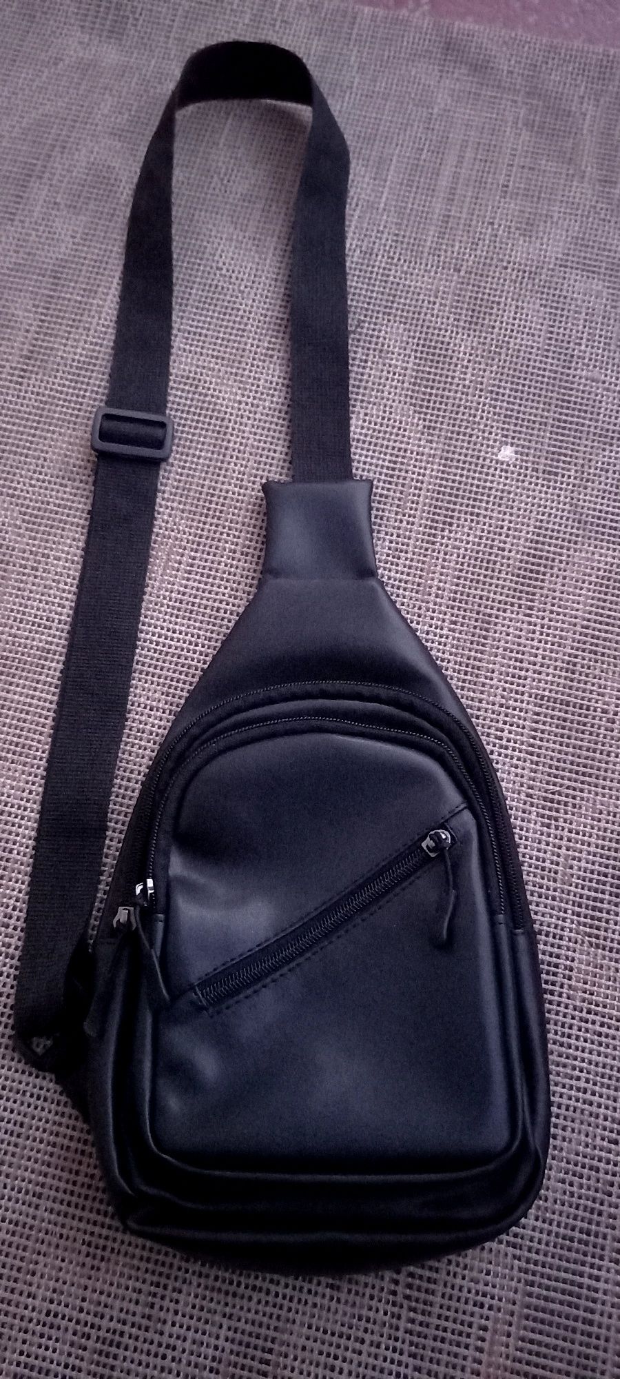 Сумки и багаж черный