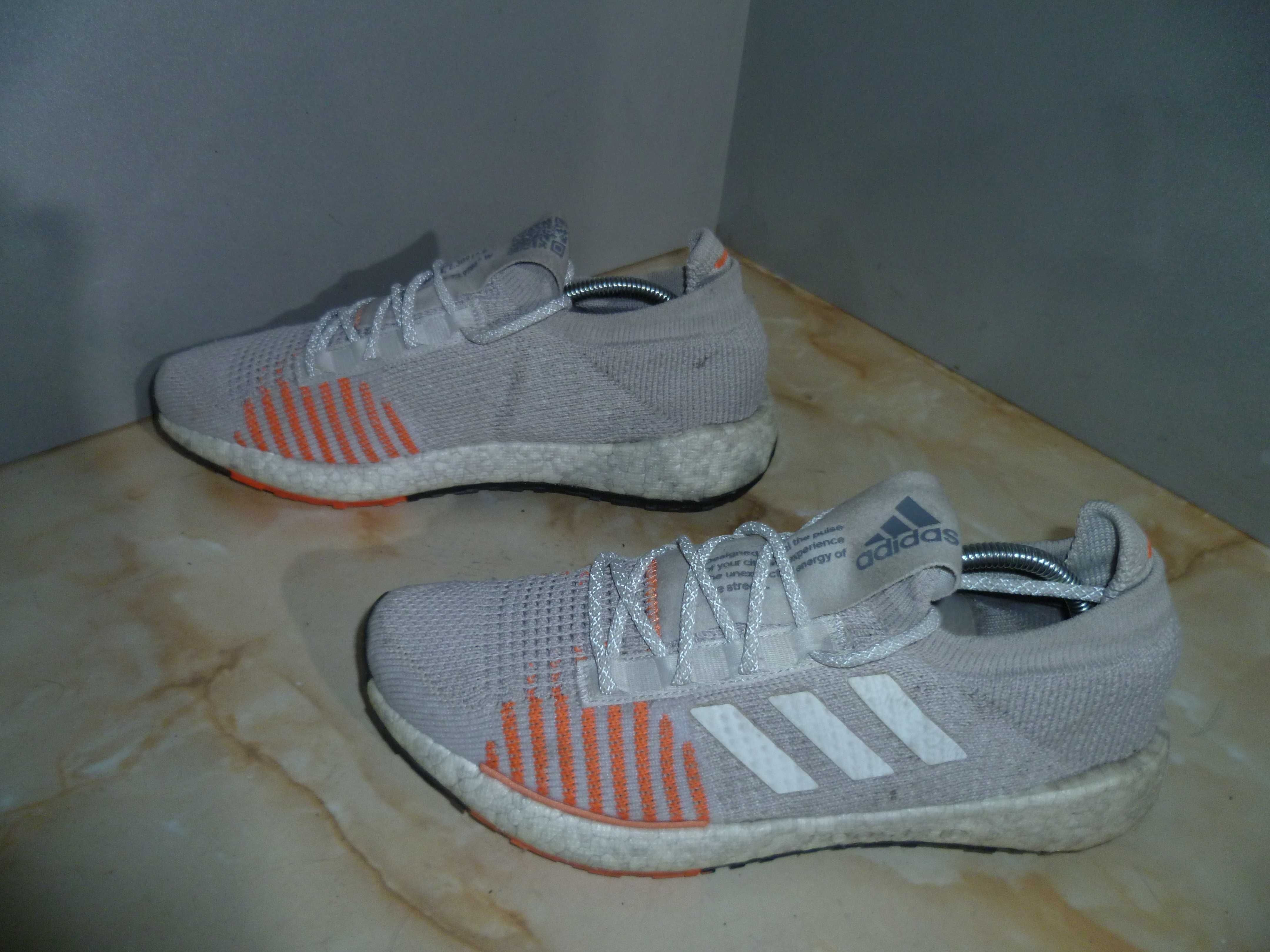 Adidas Boost маратонки