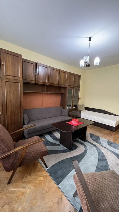 Дава се под наем Едностаен апартамент в София, Мусагеница - 42 кв.м за 300 € - Снимка #2