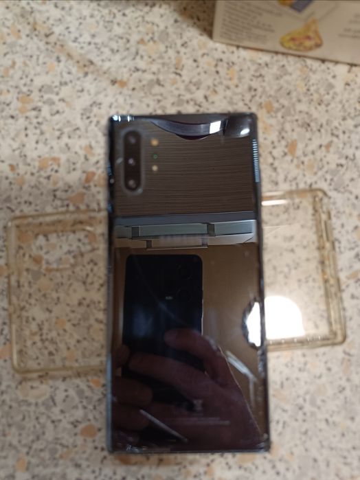 Vând Samsung Note 10 Plus 12 GB RAM și 512 GB memorie internă