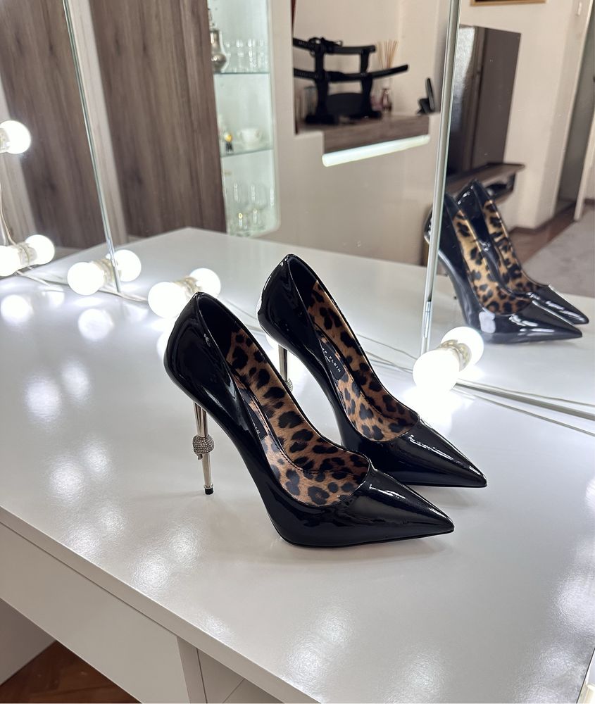 Обувки на висок ток “Decollete” Philipp Plein