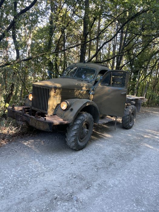 Продавам Gaz63 В много добро състание