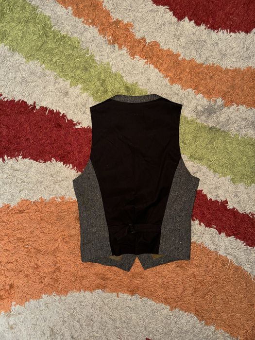Vesta costum H&M
