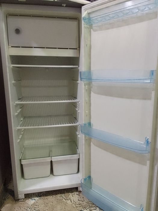 Продается Холодильник БИРЮСА