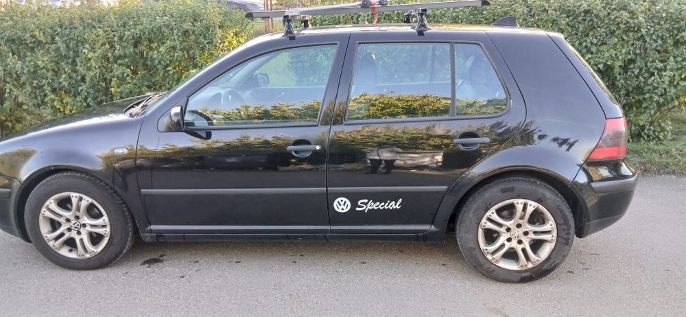 Vand GOLF  4 din 2002