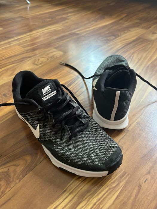 Маратонки NIKE оригинални