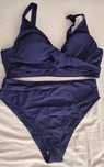 Costum de baie nou
