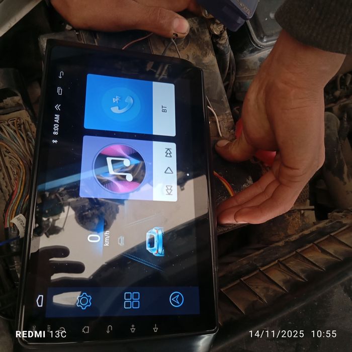 Monitor Android holati ideal