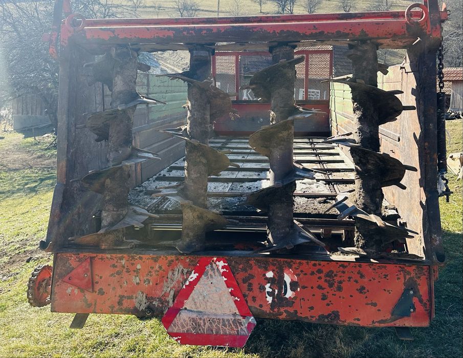 Vand mig de gunoi de 6 tone cu masa hidraulica