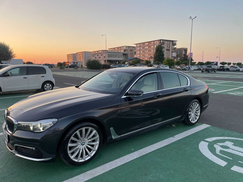 BMW Seria 7 BMW G11 730d xdrive