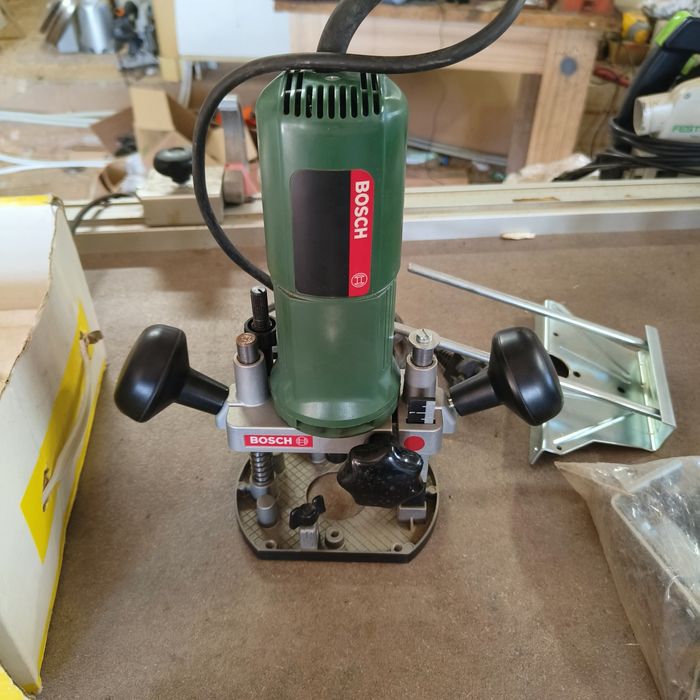 Оберфреза Bosch POF 50 Нова!