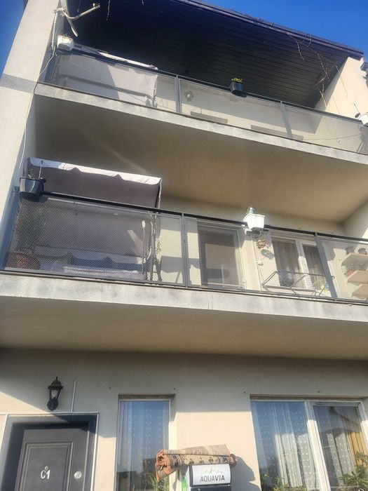 Casa de inchiriat, se accepta animale de companie.