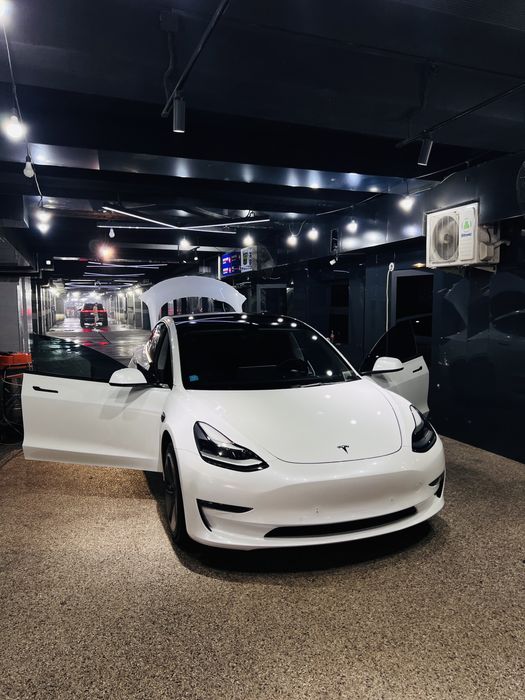 Tesla model 3 long range 2022 USA