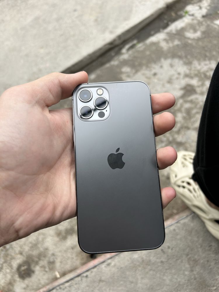 Iphone 12 pro kardok yoq pas kopiya beriladi