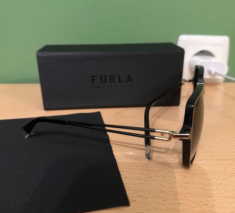 Слънчеви очила Furla