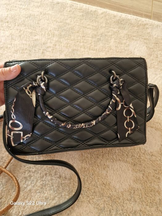 Genți umar ( ambele 30lei)