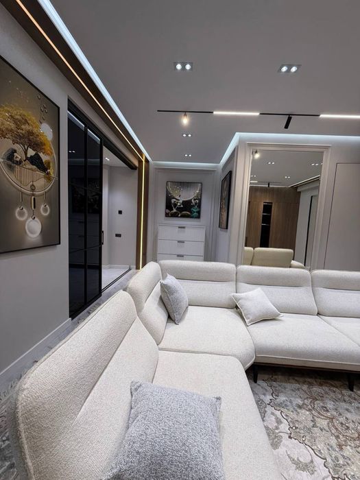 Жк "Yakkasaroy City Mall" 3/3/10 75кв.м евро ремонт с мебелью и техник