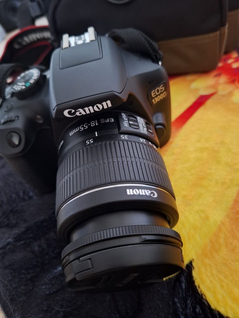 Aparat foto Canon EOS 1300D