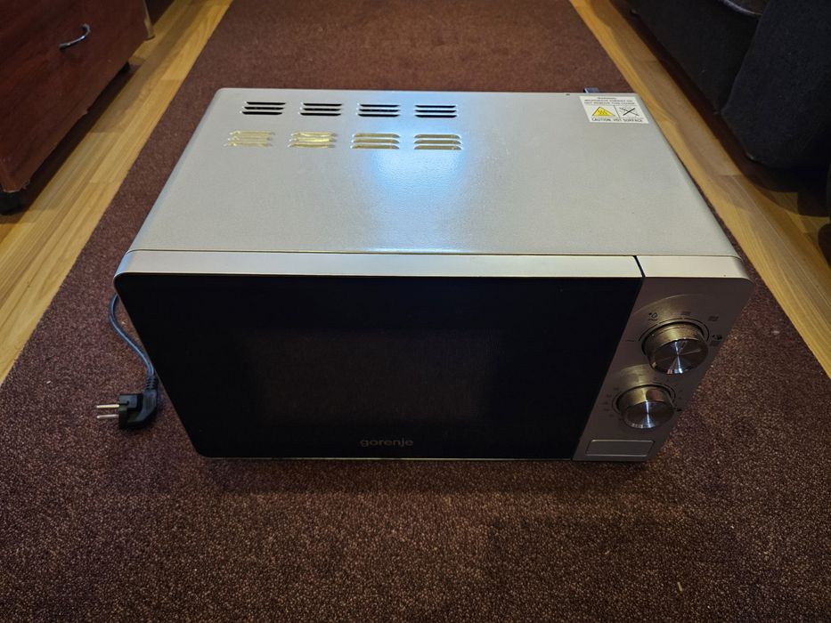 Vând Cuptor cu Microunde Gorenje Mo20e1s, In Stare Impecabilă