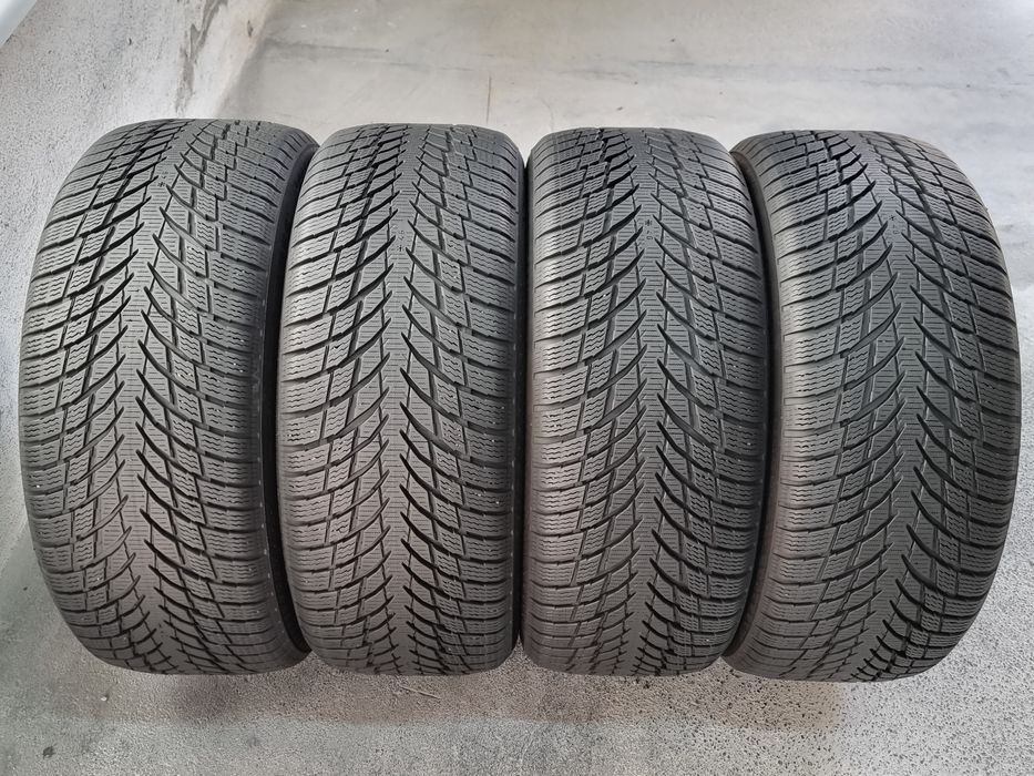 "Dot 22" 225/45/18 Nokian 4Броя: 600лв 7.5мм като Нови!