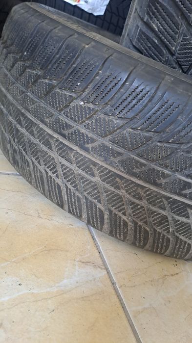 2 Anvelope iarna 225 50 r18 BRIDGESTONE