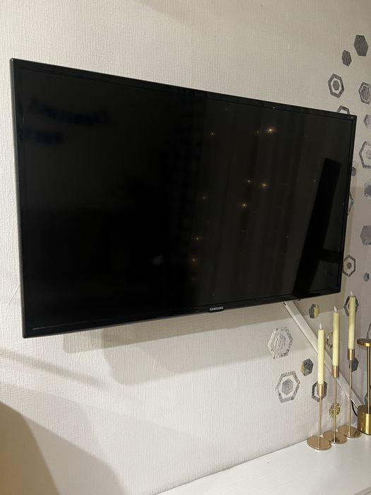 Телевизор samsung