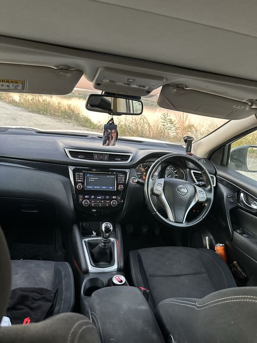Vand sau schimb cu auto