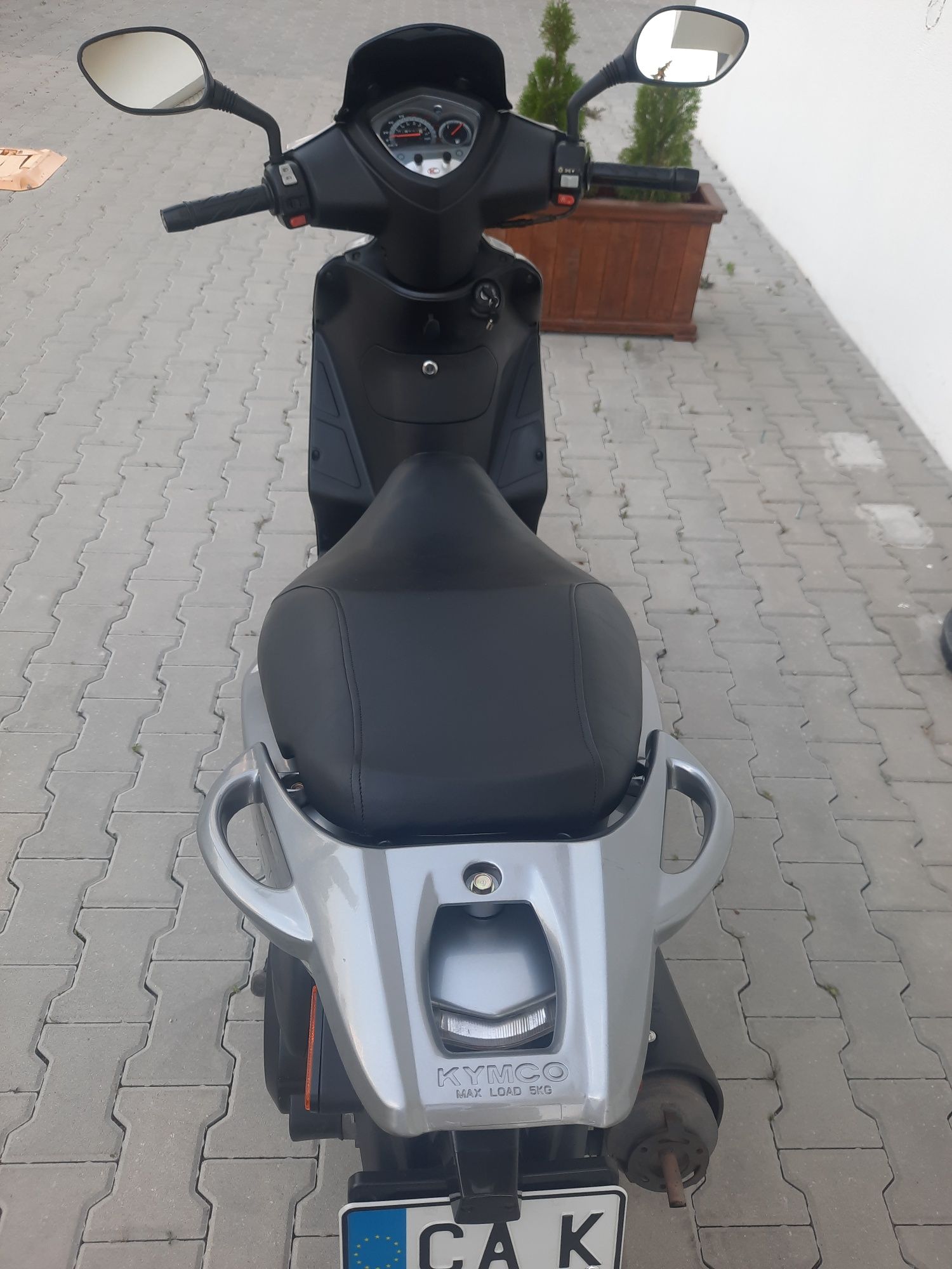 Скутер Kymco Agility 125