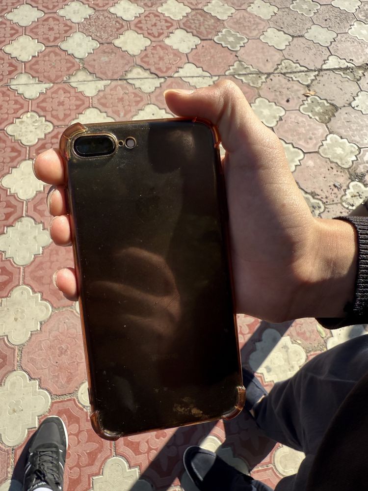 Айфон 7 + plus       128гб