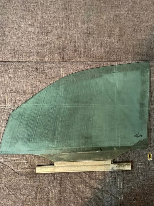 Окно/стекло w210 рестайлинг