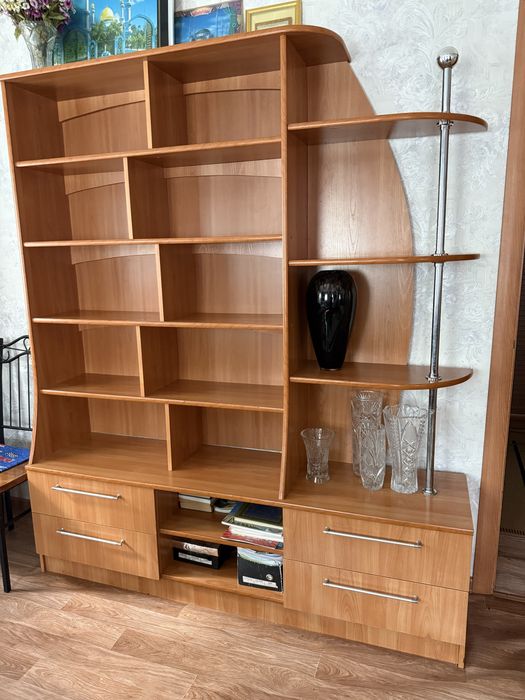 Продам мебель б/у для гостинной